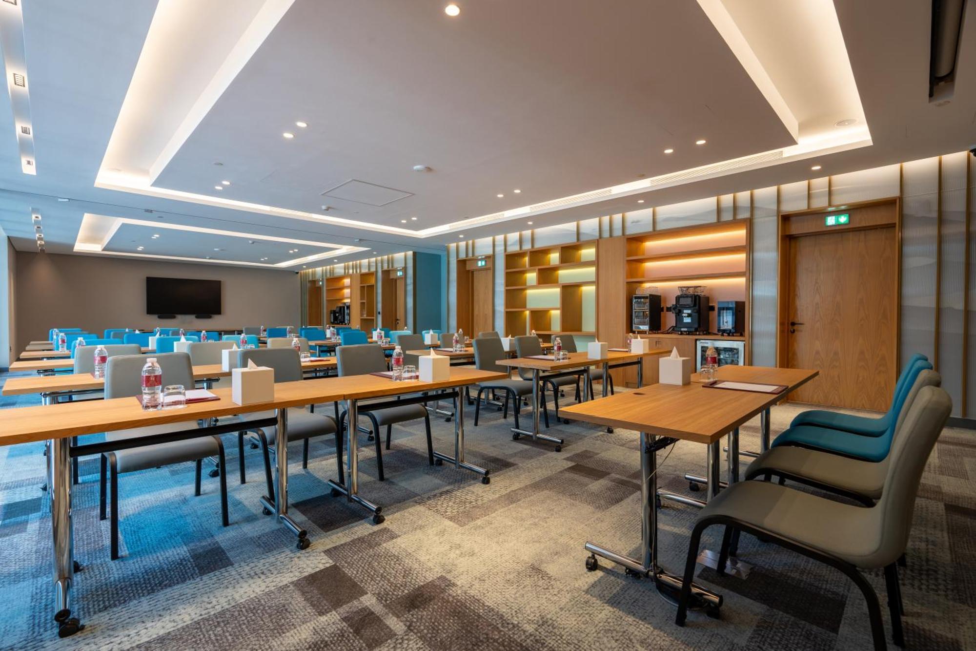 West Walk Retaj Hotel Al Rayyan Экстерьер фото