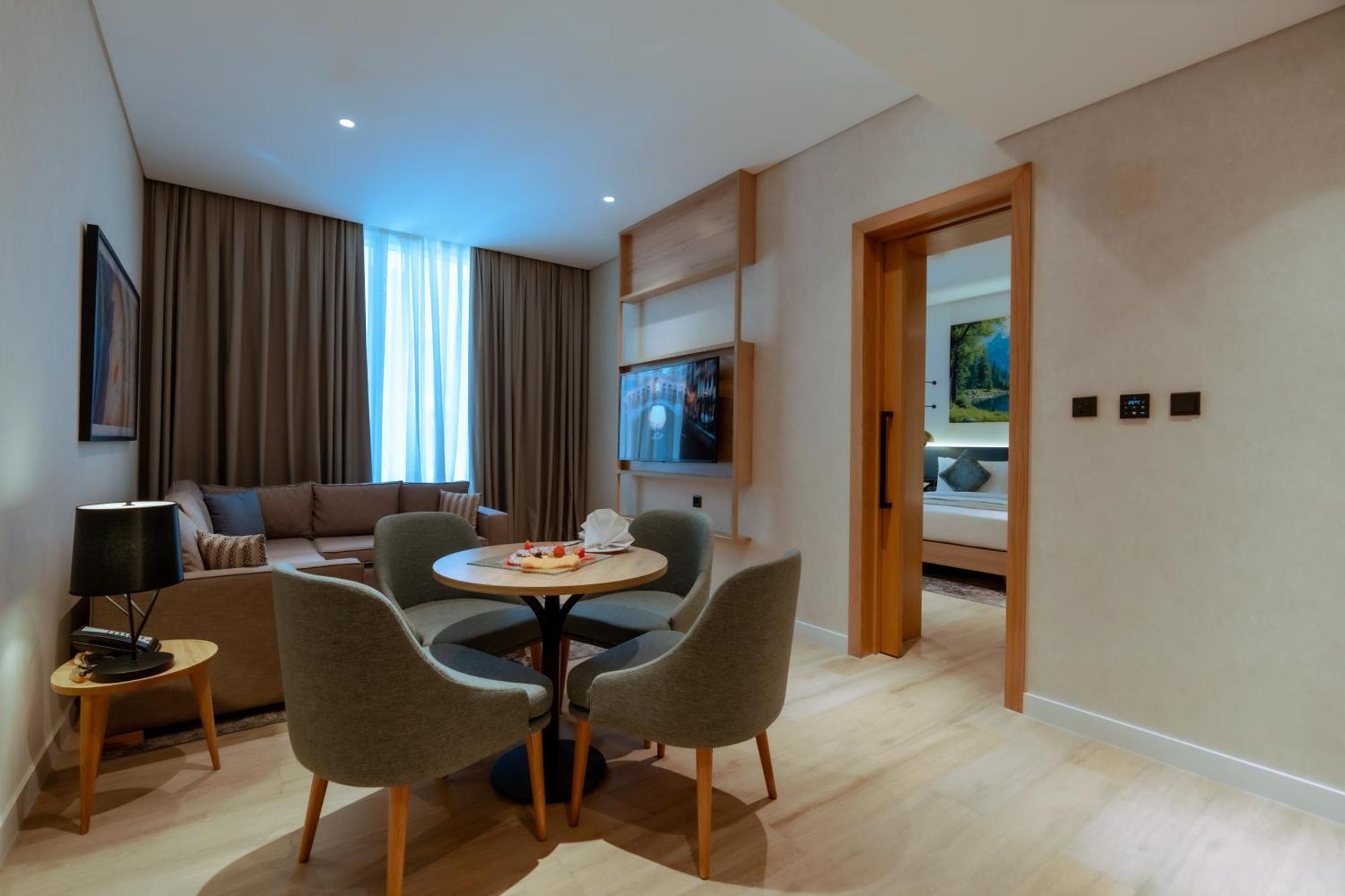 West Walk Retaj Hotel Al Rayyan Экстерьер фото
